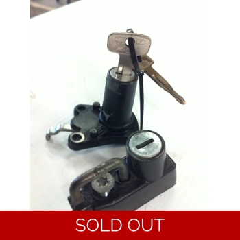 1982-86 Yamaha XJ700 Maxim XV920 Virago Seat and Helmet Locks with Keys 26H-21308-00 23W-24705-00